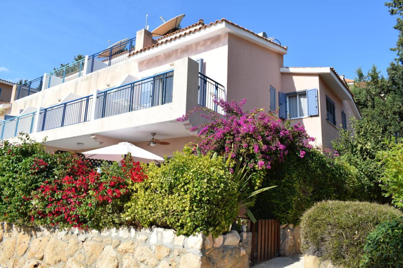 Townhouse In Paradise Gardens Paphos Eksteriør billede