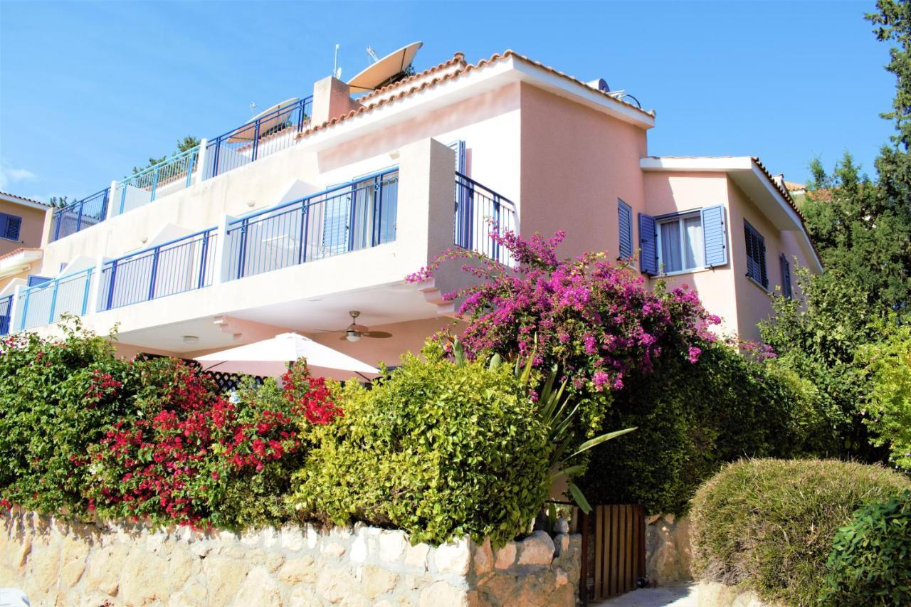 Townhouse In Paradise Gardens Paphos Eksteriør billede